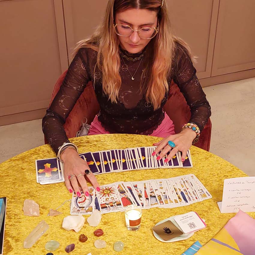 Live Tarot Reading 1 hour